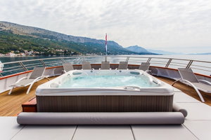 Luxury Motor Yacht „Ban“ – fotka 31