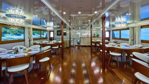 Luxury Motor Yacht „Azzurro“ – fotka 11