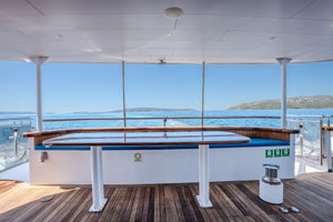 Luxury Motor Yacht „Alpha“ – fotka 3
