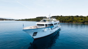 Luxury Motor Yacht „Alpha“ – fotka 25