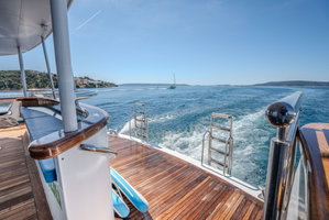 Luxury Motor Yacht „Alpha“ – fotka 4