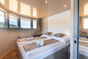 Luxury Motor Yacht „Suzana“ – fotka 17
