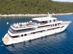 Luxury Motor Yacht „Suzana“ – fotka 1
