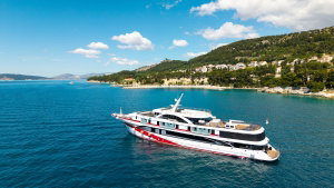 Luxury Motor Yacht „Antaris“ – fotka 3
