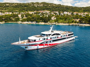 Luxury Motor Yacht „Antaris“ – fotka 1