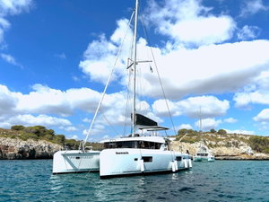 Lagoon 42 „Laurencia“ – fotka 1