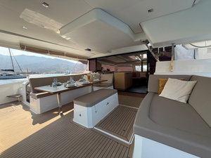 Aura 51