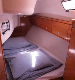 Bavaria 32