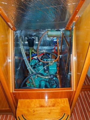 Bavaria 32