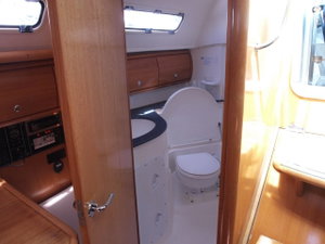 Bavaria 32