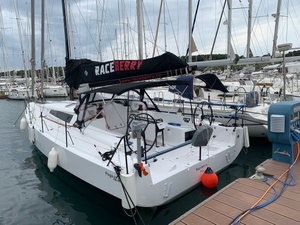 Pogo 12.50 „Raceberry“ – fotka 1