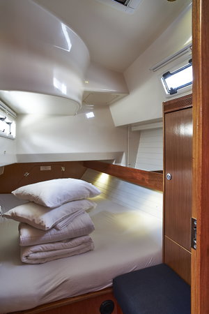 Bavaria Cruiser 36