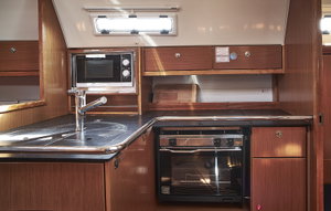 Bavaria Cruiser 36