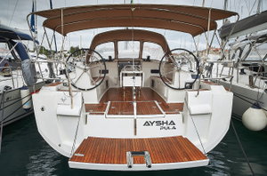 Sun Odyssey 519 „Aysha“ – fotka 1