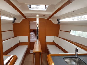 Sun Odyssey 349