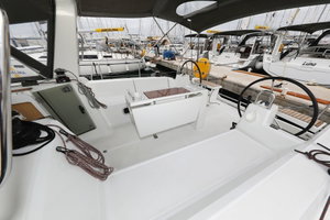 Oceanis 38 „One“ – fotka 11