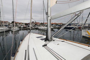 Oceanis 38 „One“ – fotka 13