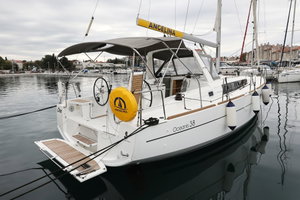 Oceanis 38 „One“ – fotka 7