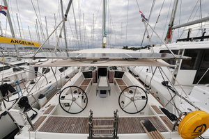 Oceanis 41 „Zyntha“ – fotka 8