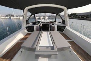 Oceanis 45 „Zephyra“ – fotka 9