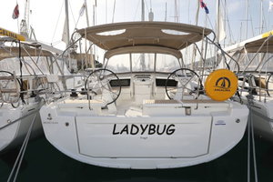 Oceanis 46.1 „Ladybug“ – fotka 1