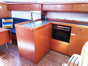 Bavaria Cruiser 37 „Smiley“ – fotka 15