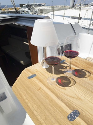 Oceanis 31 „Honey“ – fotka 11