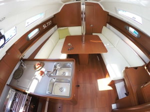 Oceanis 31 „Honey“ – fotka 15
