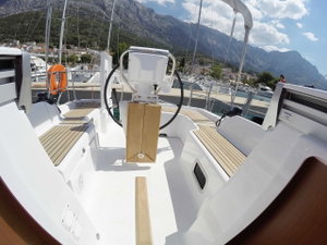 Oceanis 31 „Honey“ – fotka 10