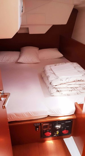 Oceanis 38.1 „Bellona“ – fotka 11