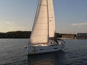 Dufour 520 GL „Nerthag“ – fotka 2