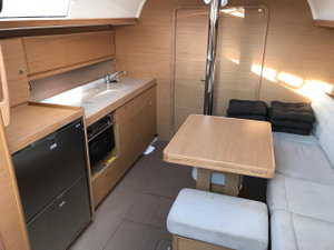 Dufour 382