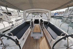Oceanis 41.1 „Seven“ – fotka 8