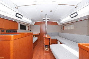 Oceanis 41.1 „Seven“ – fotka 15