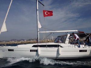 Oceanis 41.1 „Dragut S“ – fotka 2