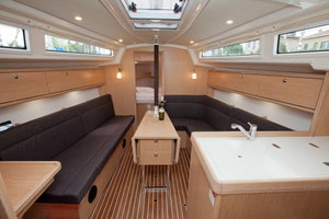 Bavaria Cruiser 34 Style „Aston“ – fotka 3