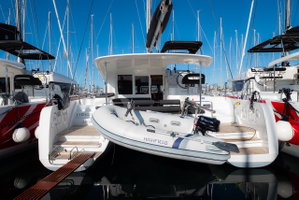 Lagoon 40 „Chingi Lingy“ – fotka 1