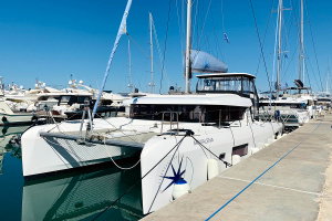 Lagoon 42 „Mayialena“ – fotka 1