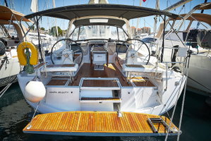 Oceanis 41.1 „White Beauty“ – fotka 1
