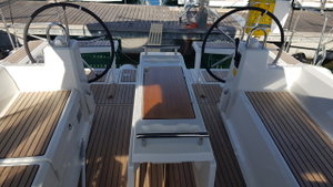 Oceanis 38.1 „Aga“ – fotka 2