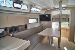 Oceanis 38.1 „La Rose“ – fotka 8