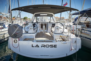Oceanis 38.1 „La Rose“ – fotka 2