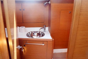 Sun Odyssey 439 „Karma“ – fotka 5