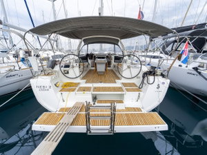 Oceanis 45 „Nesi 2“ – fotka 1