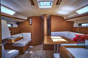 Sun Odyssey 449 „Nina“ – fotka 3