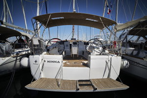 Sun Odyssey 449 „Nina“ – fotka 1