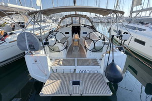Sun Odyssey 349 „Antonija“ – fotka 7