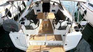 Sun Odyssey 349 „Antonija“ – fotka 2