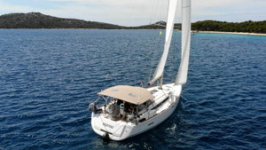 Sun Odyssey 419 „Espresso“ – fotka 7
