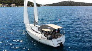 Sun Odyssey 419 „Espresso“ – fotka 8